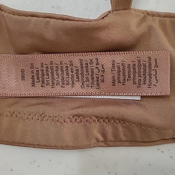 SKIMS Smooth Light Brown Bra size 38DD - Picture 6 of 8